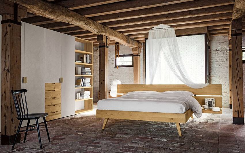 camera in legno massello